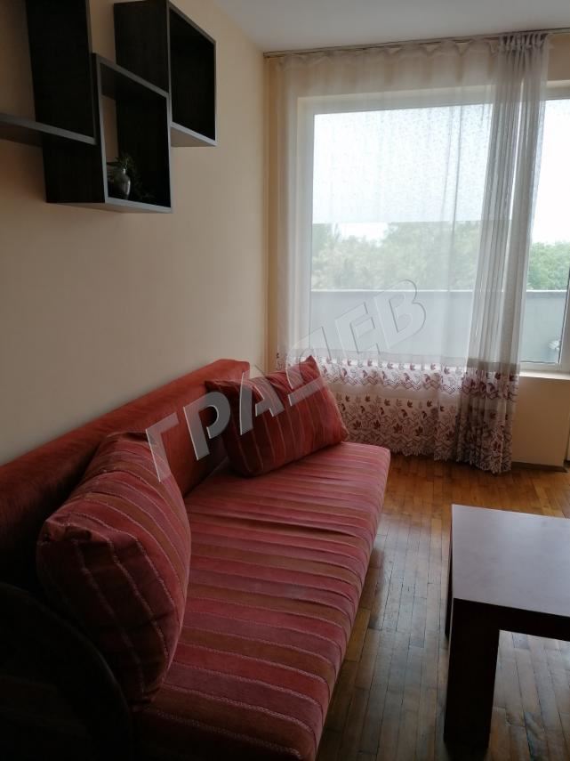 Двустаен  просторен апартамент, в ж.к.“Чайка“ - Агенция за недвижими имоти Варна - Екипът, имот 3