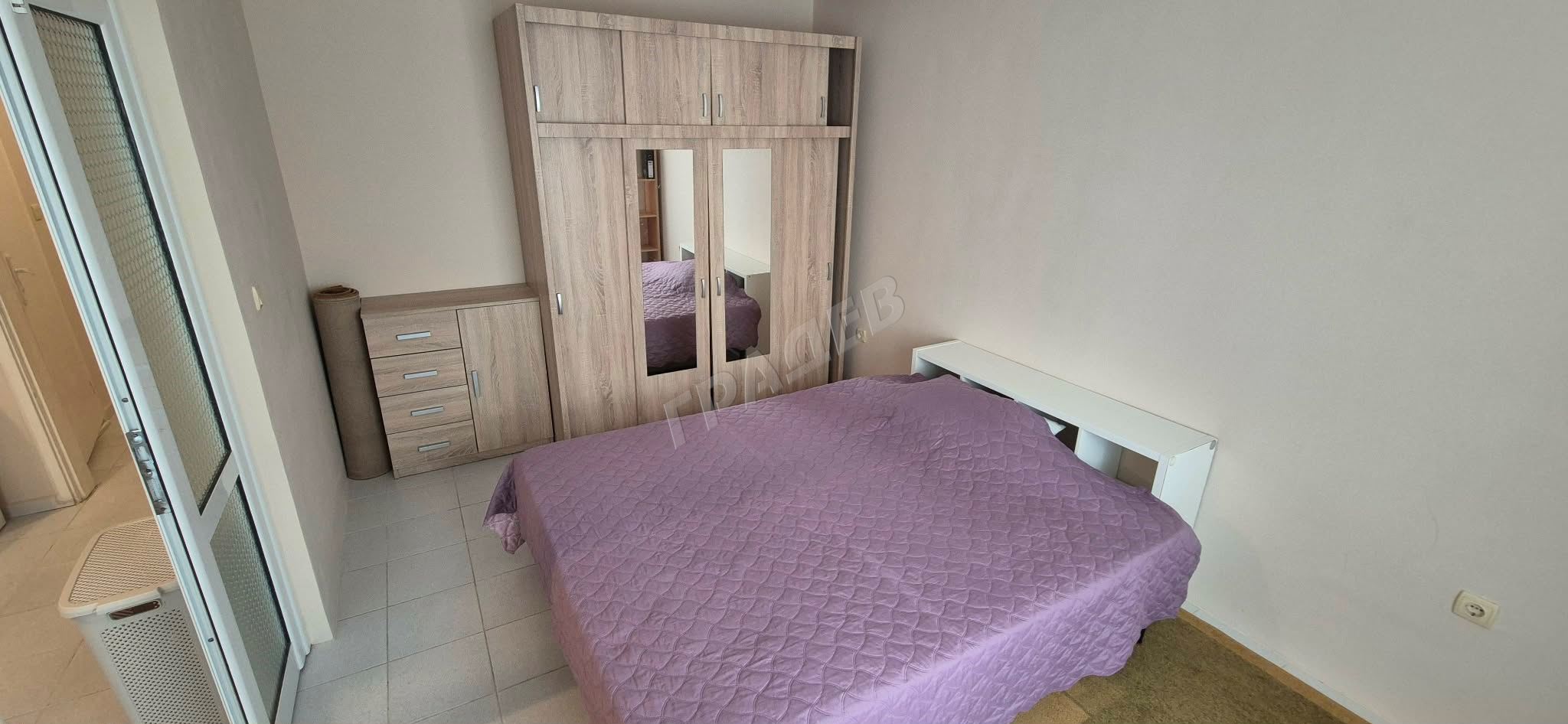 Двустаен обзаведен апартамент до ОРКБ - Агенция за недвижими имоти Варна - Екипът, имот 2