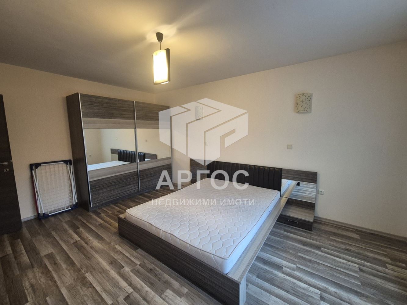 Дава под наем двустаен апартамент в Гръцка махала - Агенция за недвижими имоти Варна - Екипът, имот 3